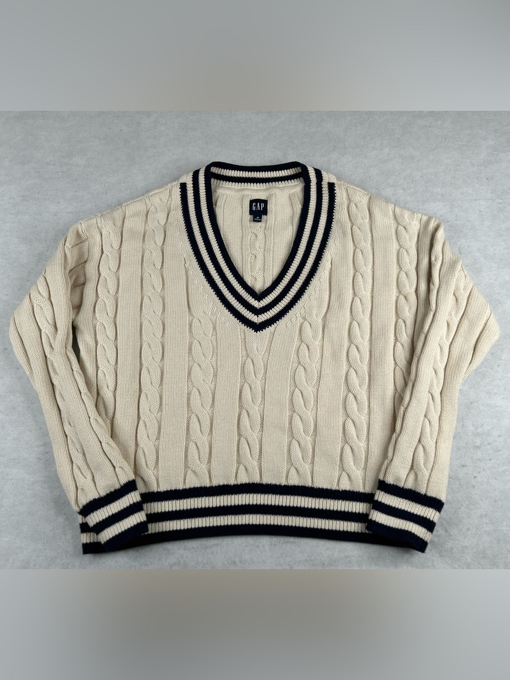 GAP Sweater Womens M Off White Varsity V-Neck Cable Cricket Jumper Cotton